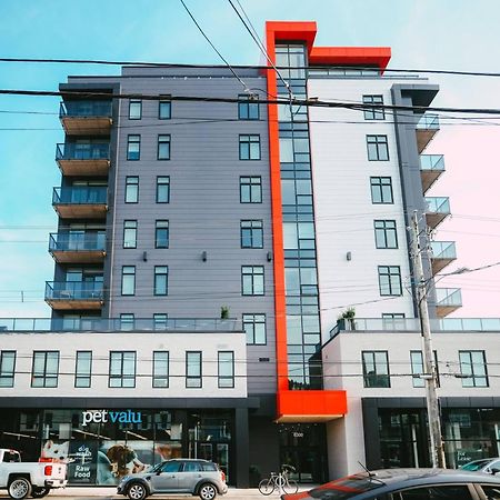 New Luxury 2Br Penthouse Apt In Central Halifax Bagian luar foto