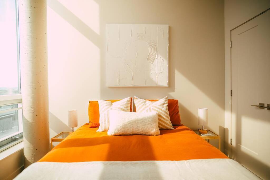 New Luxury 2Br Penthouse Apt In Central Halifax Bagian luar foto