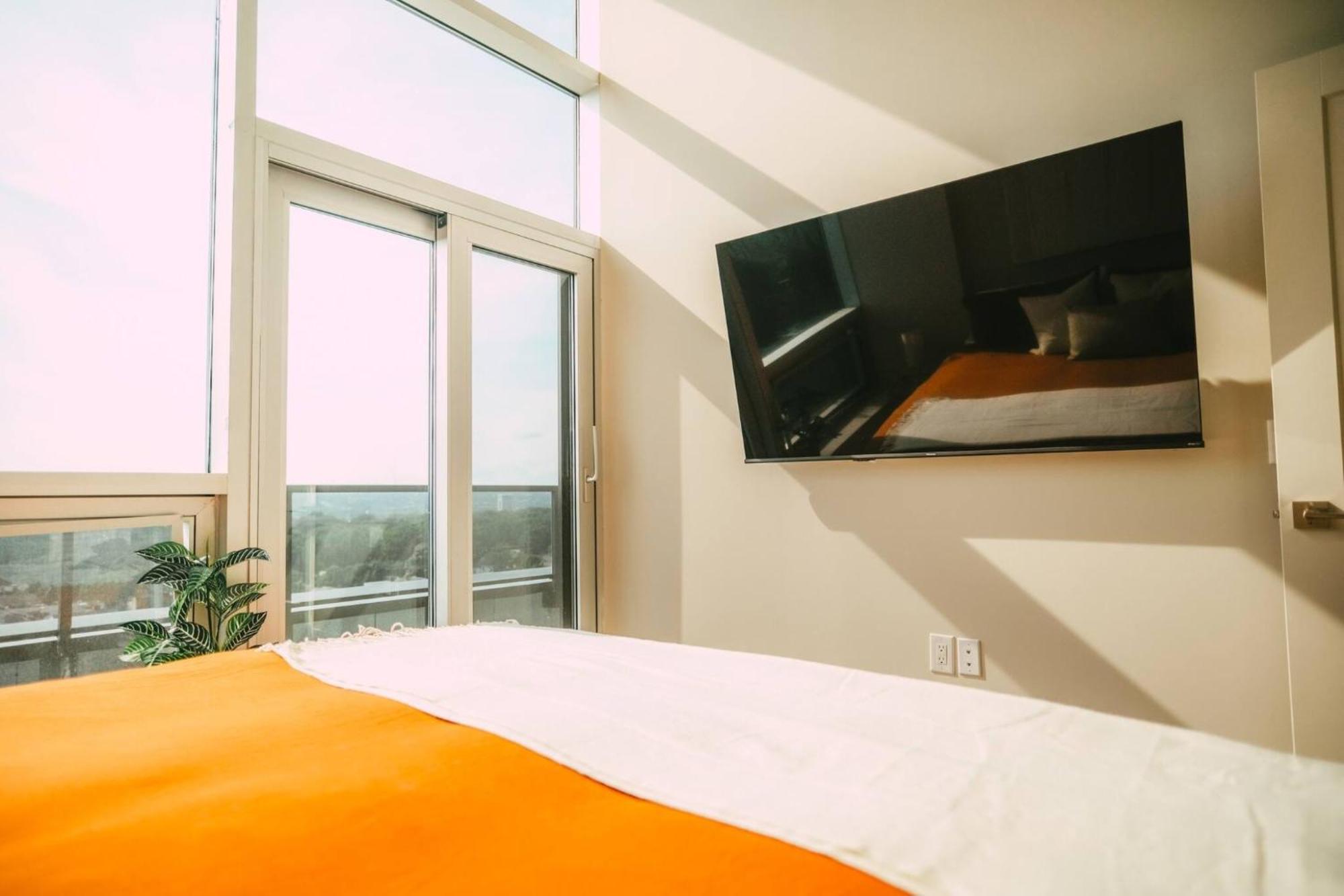 New Luxury 2Br Penthouse Apt In Central Halifax Bagian luar foto
